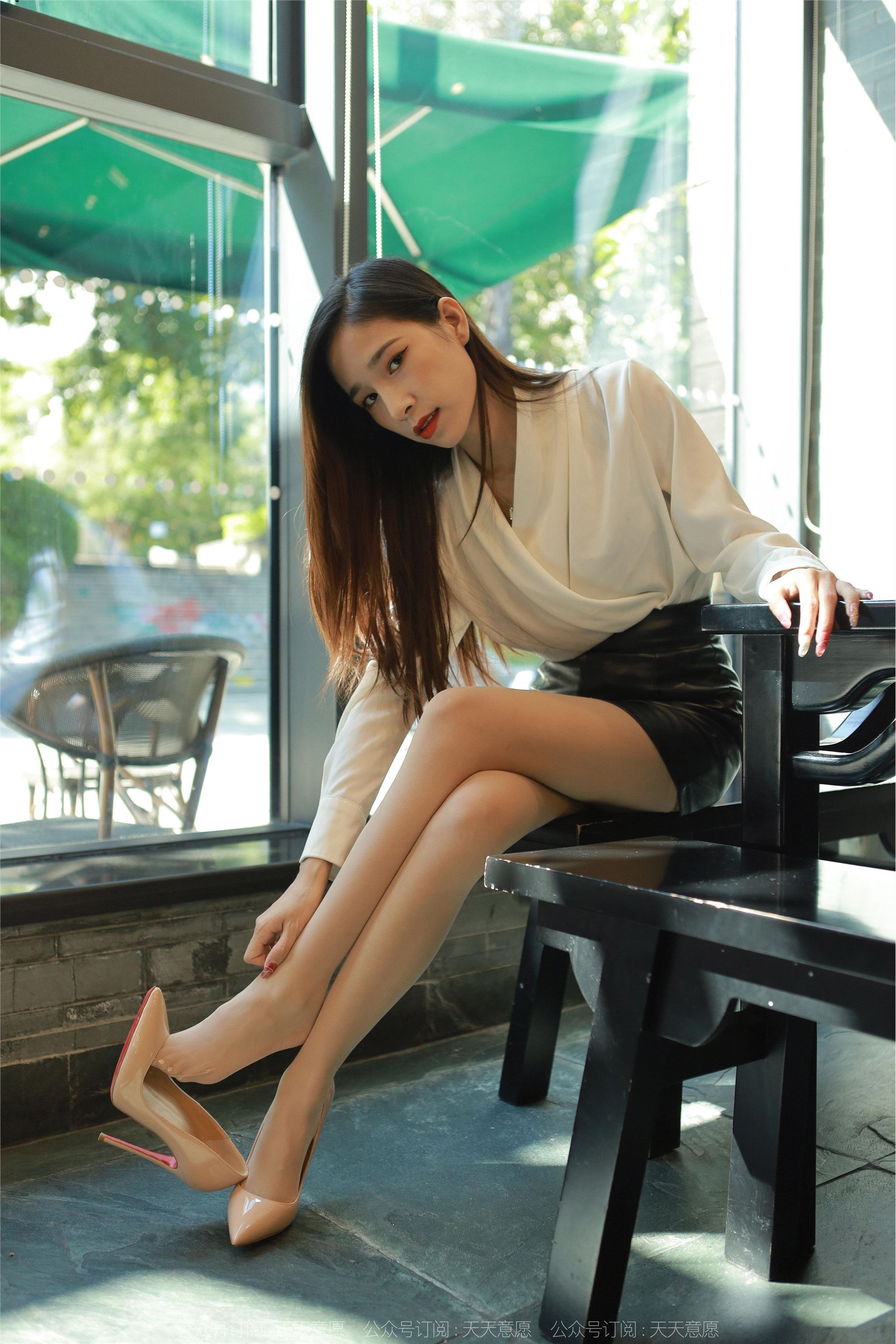 IESS异思趣向  2022.11.15 丝享家 1269 美子《裸色高跟》